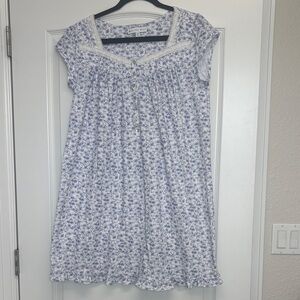 Eileen West Blue Floral Nightgown